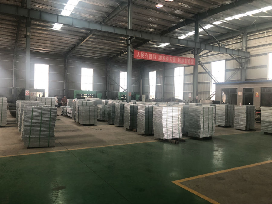 熱浸鋅格柵板踏步