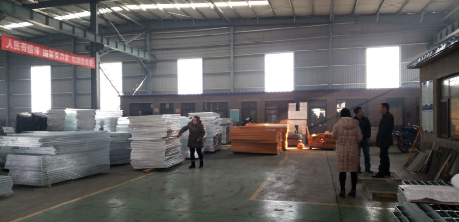 熱浸鋅格柵踏板板 熱浸鋅格柵踏板板