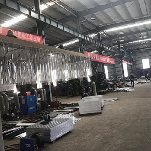 熱浸鋅鋼格板材質