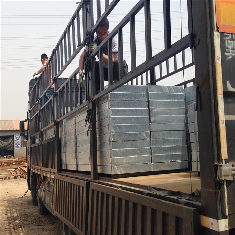 鍍鋅鋼格柵板平臺(tái)規(guī)格