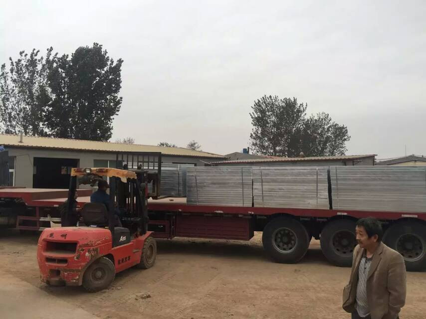 平臺鍍鋅格柵板現貨